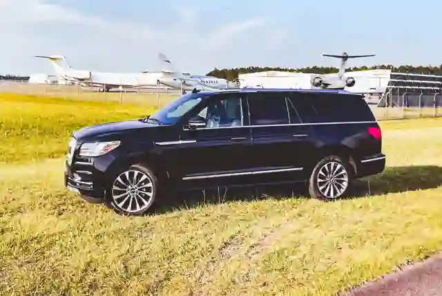 Airport Limo Service Amalia Island