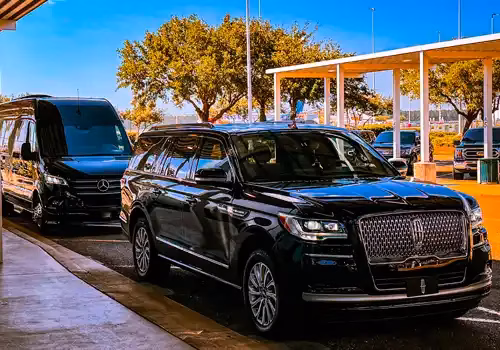 Hourly black car service in Jacksonville, Florida